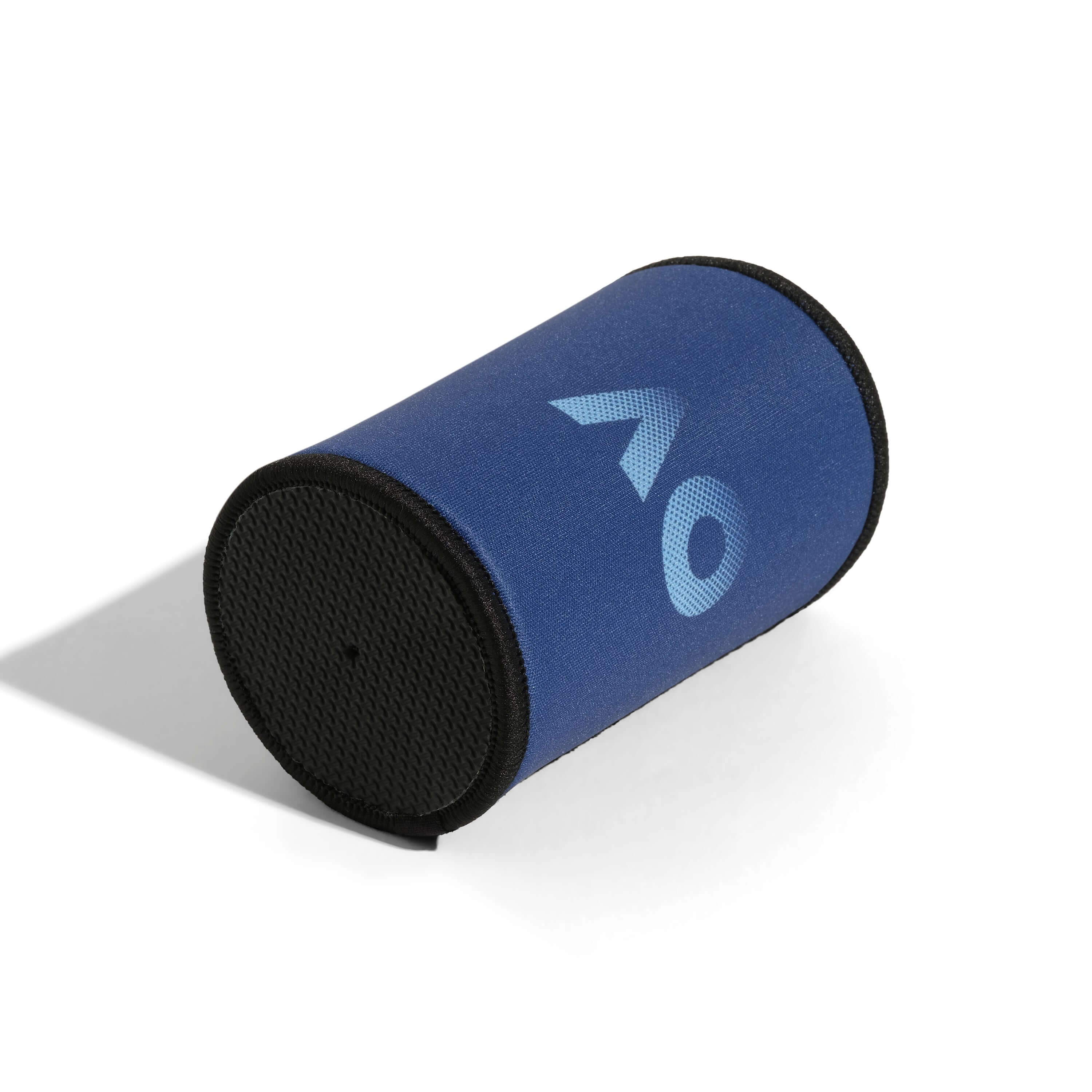 Can Cooler AO Textured Logo - Image 3