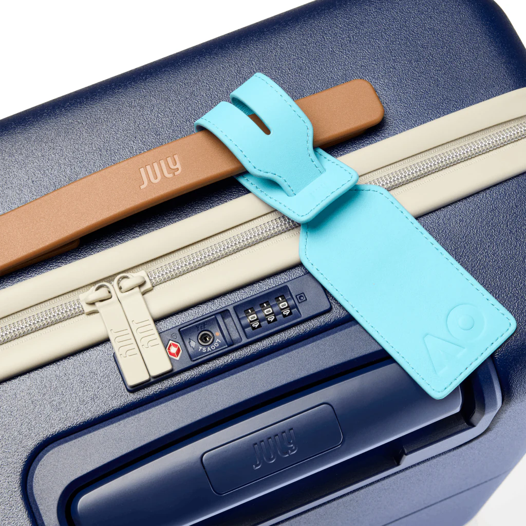 Carry On Luggage - Image 11