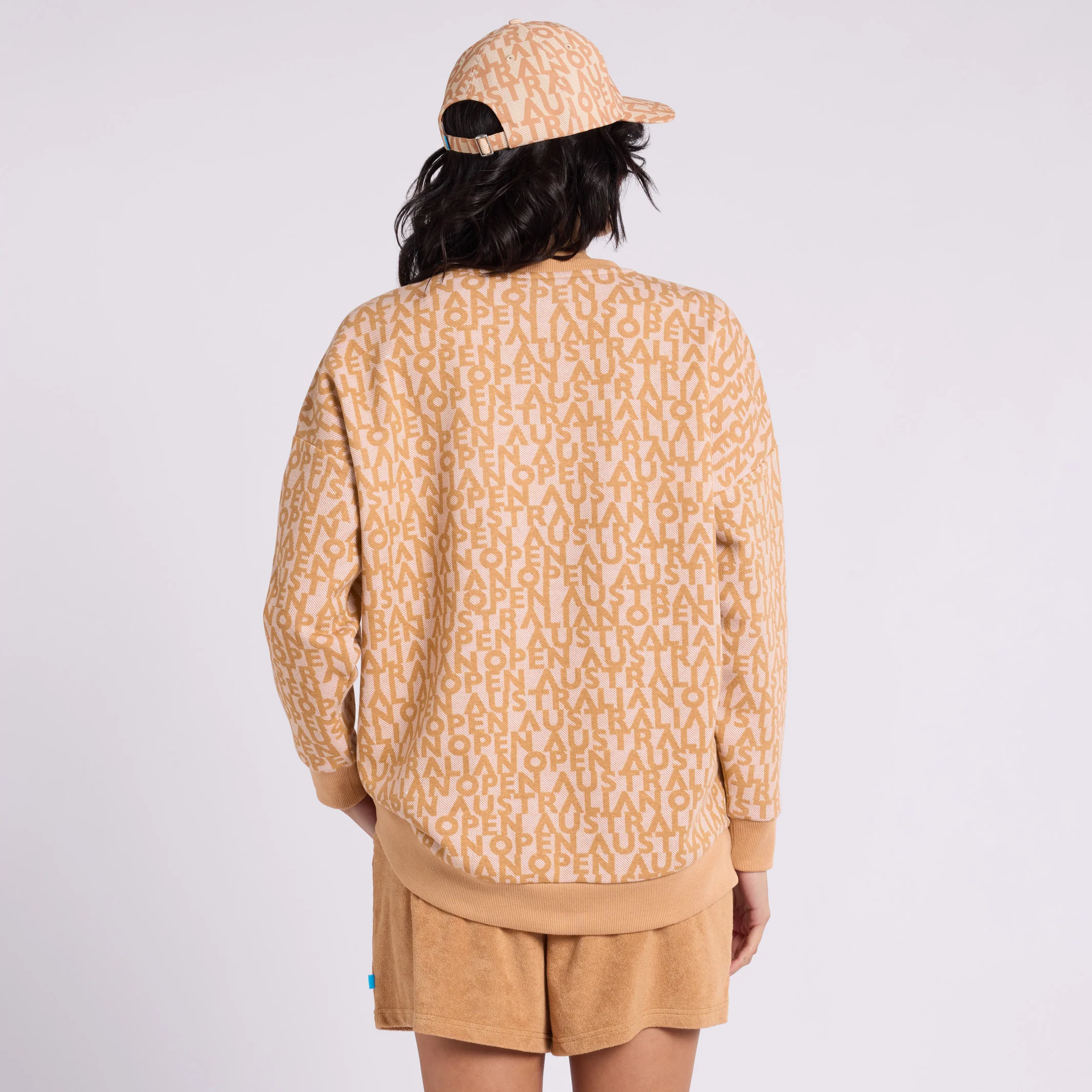 Women's Sweatshirt AO Lifestyle - Image 5